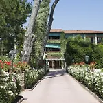 Hotell Augustus & 5*