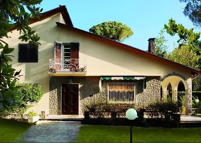 Otel Augustus & Forte dei Marmi