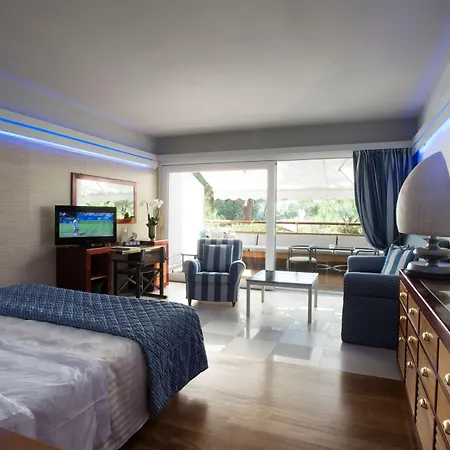 فندق&منتجع أوغسطس فندق فورتي دي مارمي