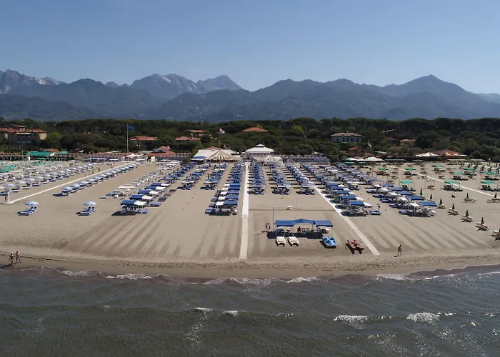Augustus & Forte dei Marmi
